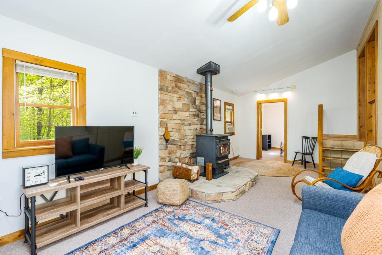 Morton Grove River Access Cabin With Hot Tub, Fire Pit, & Wifi! מראה חיצוני תמונה