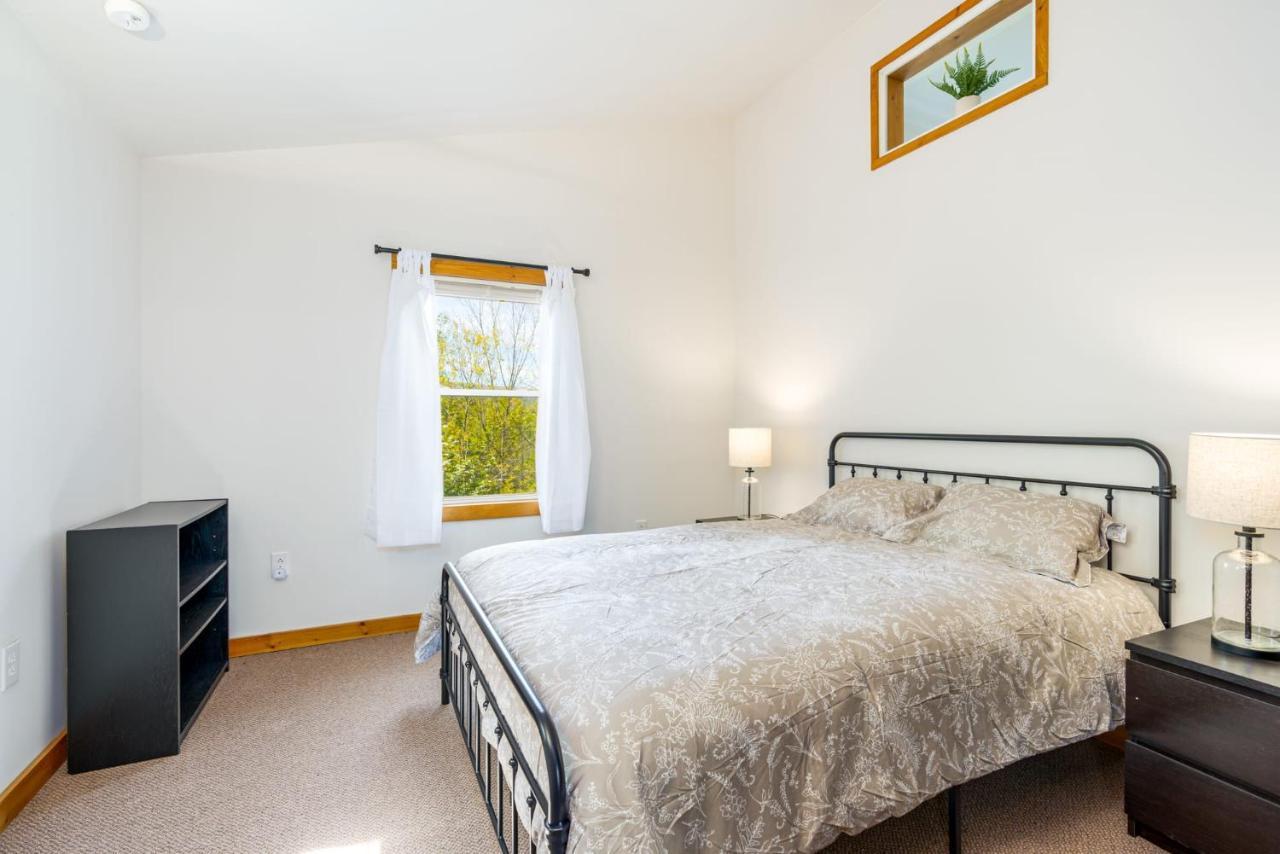 Morton Grove River Access Cabin With Hot Tub, Fire Pit, & Wifi! מראה חיצוני תמונה
