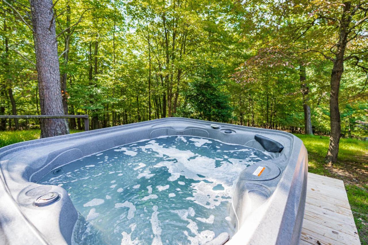 Morton Grove River Access Cabin With Hot Tub, Fire Pit, & Wifi! מראה חיצוני תמונה