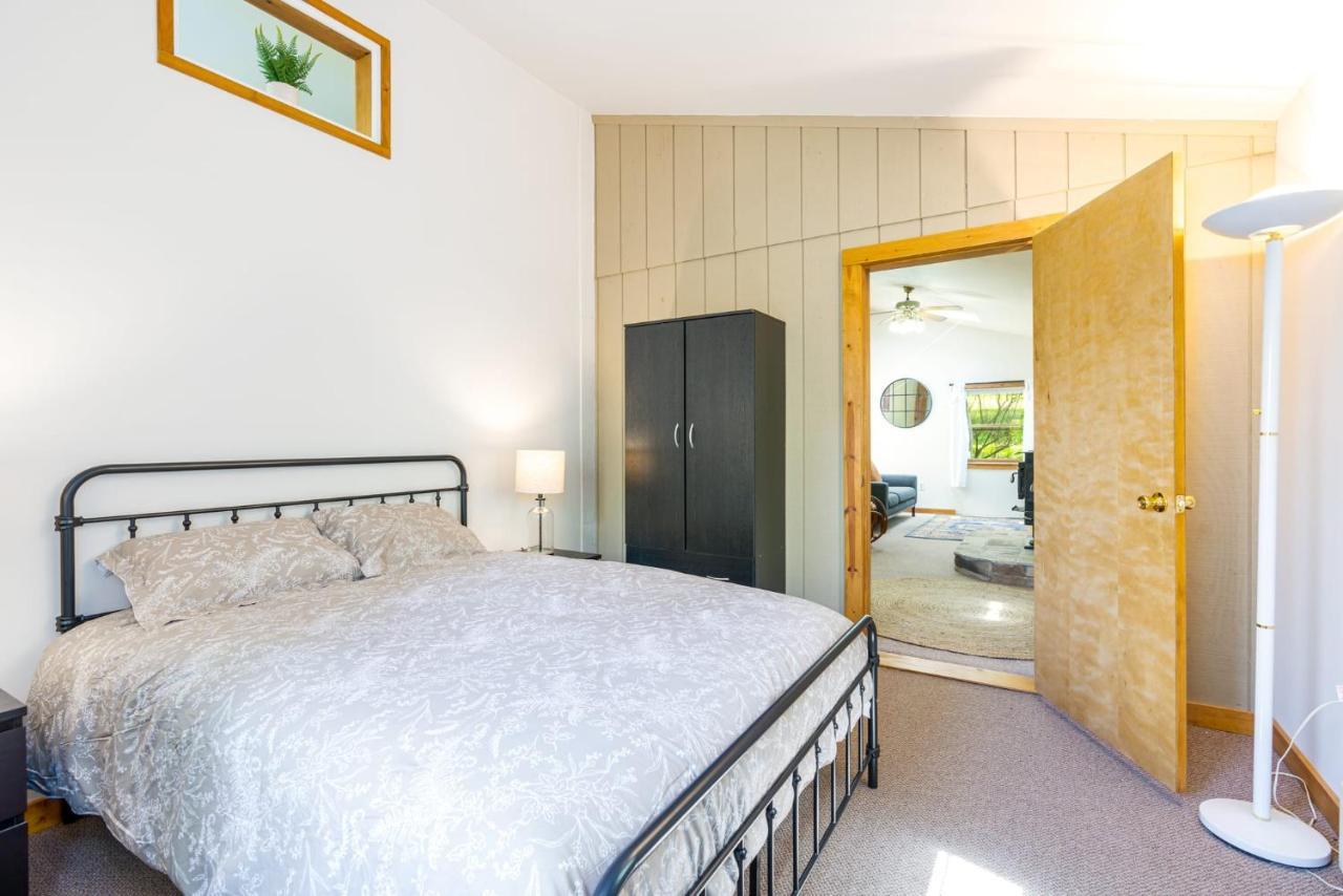 Morton Grove River Access Cabin With Hot Tub, Fire Pit, & Wifi! מראה חיצוני תמונה